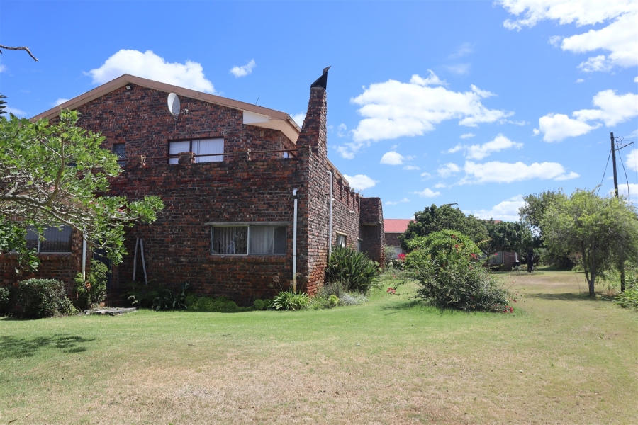 Commercial Property for Sale in Kabeljauws Eastern Cape